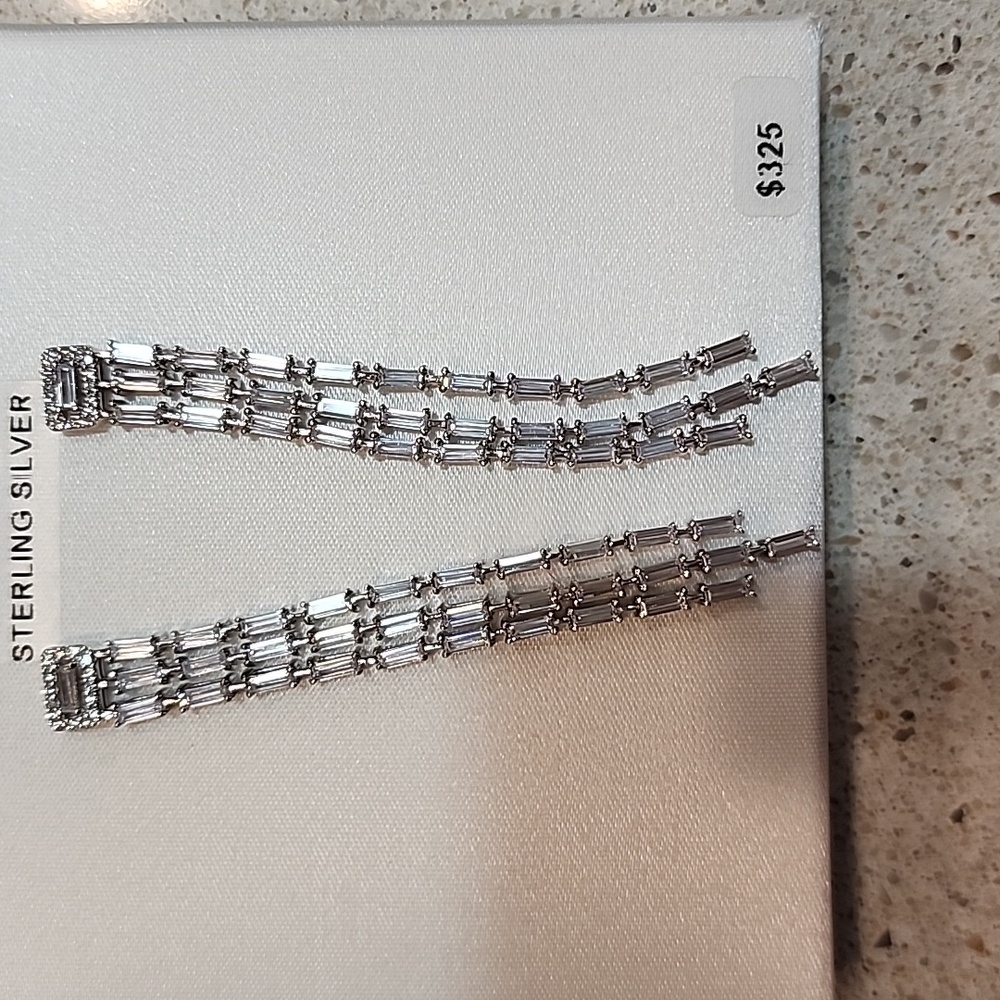 Valentines Gift Sterling Silver Cubic Zirconia Dangle Earrings Date Night Nwt - Picture 5 of 6